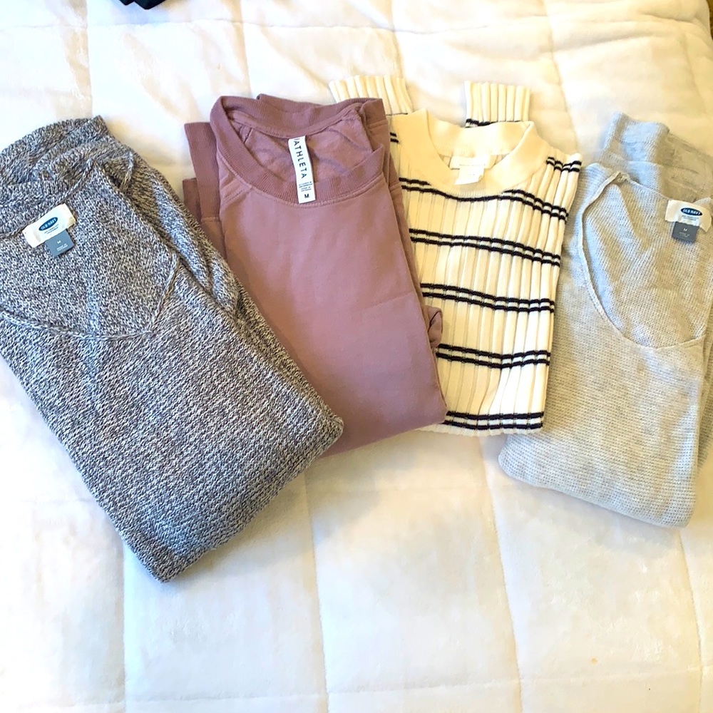 Long sleeve sweater bundle